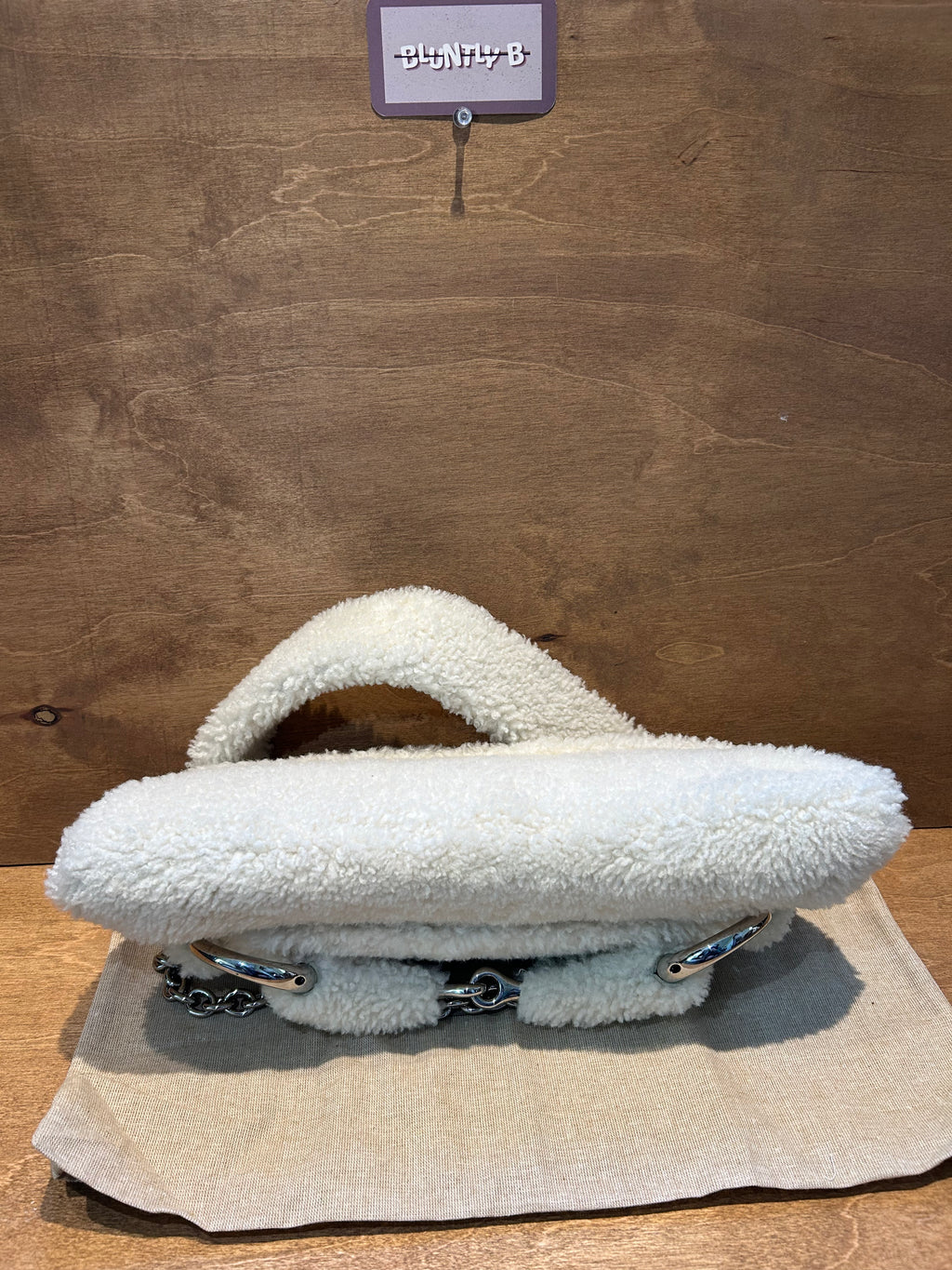 Gucci Horsebit Chain Shoulder Bag - White Shearling Medium