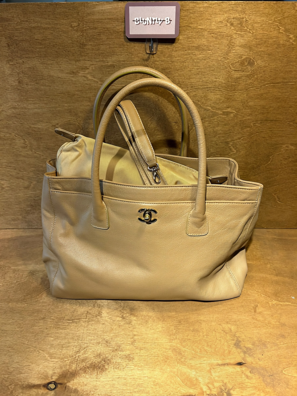 Authentic Chanel Executive Cerf Tote Bag - Tan Caviar Leather (Vintage)